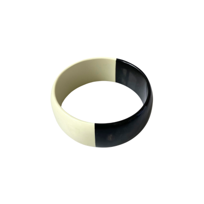 Aziet Saigon Buffalo Horn & Lacquer Large Flat Bracelet in Black