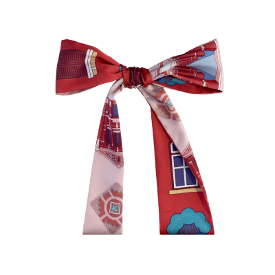 La Artisan - "Quoc Hoc Hue - The Graceful National High School Of Hue" Twilly Scarf